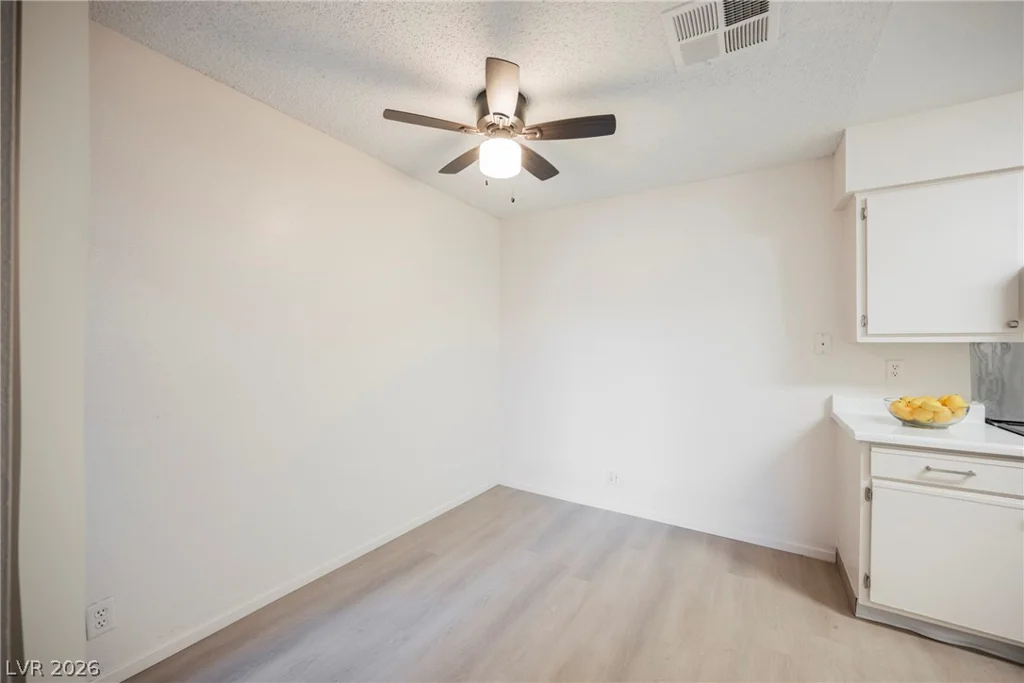 3151 Soaring Gulls, Las Vegas, NV 89128