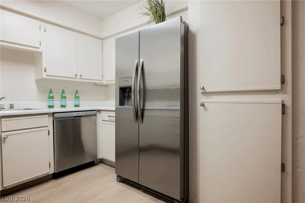 3151 Soaring Gulls, Las Vegas, NV 89128