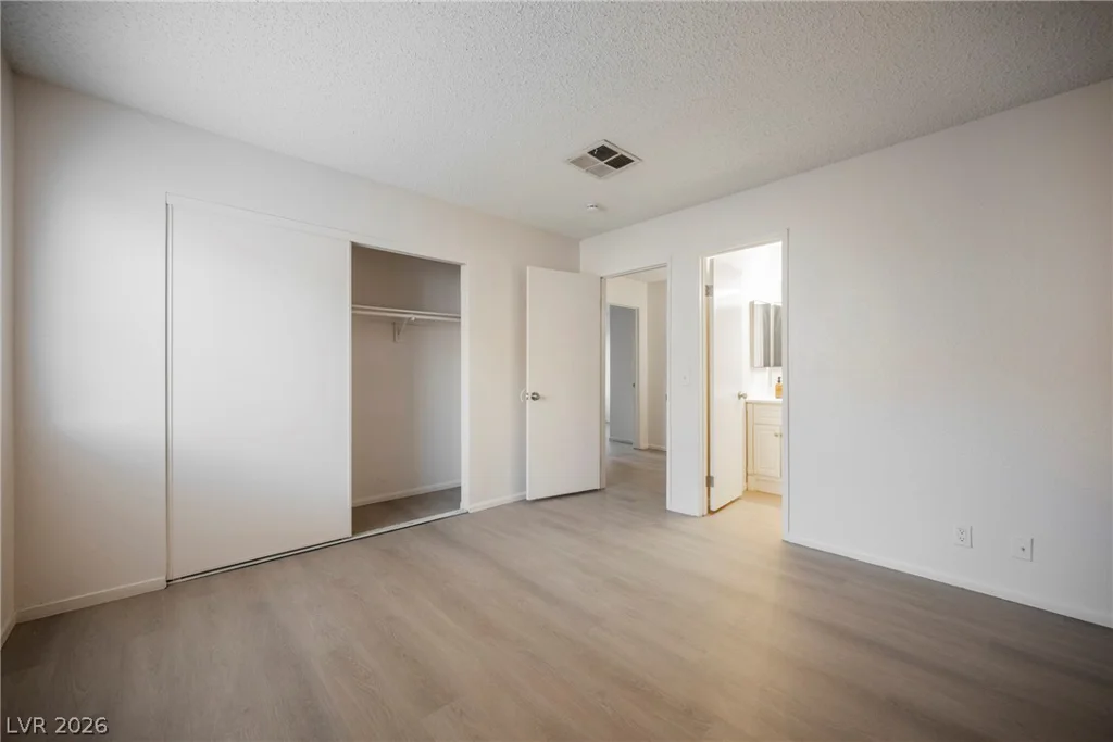 3151 Soaring Gulls, Las Vegas, NV 89128