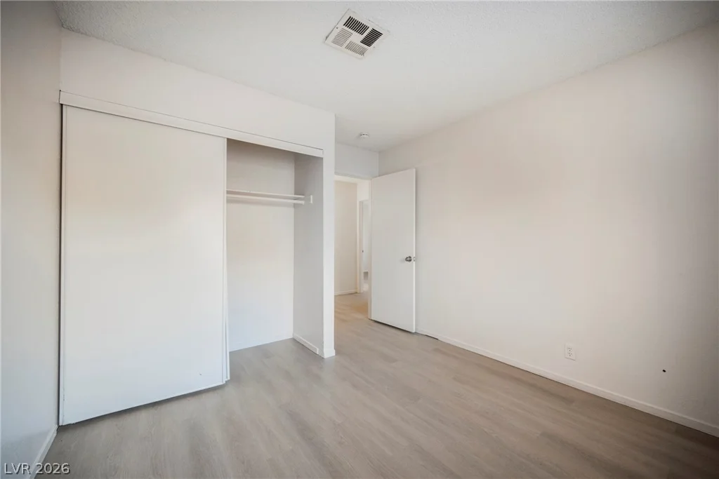 3151 Soaring Gulls, Las Vegas, NV 89128