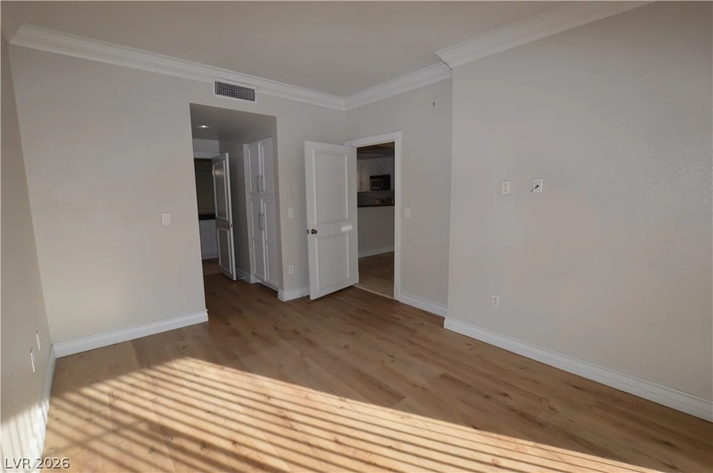 260 Flamingo, Las Vegas, NV 89169