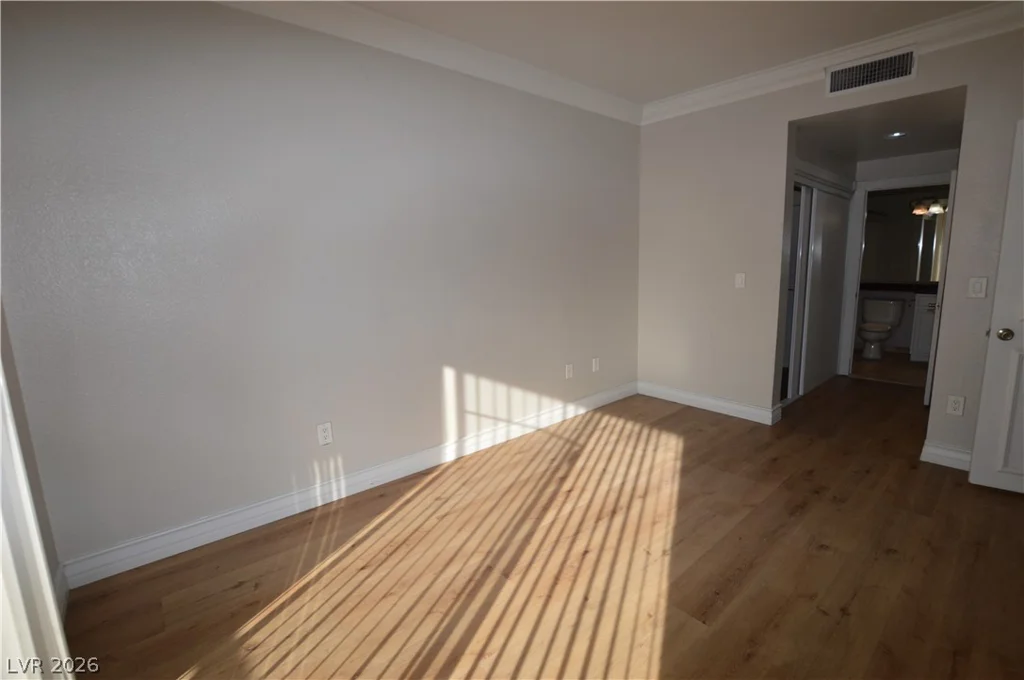 260 Flamingo, Las Vegas, NV 89169
