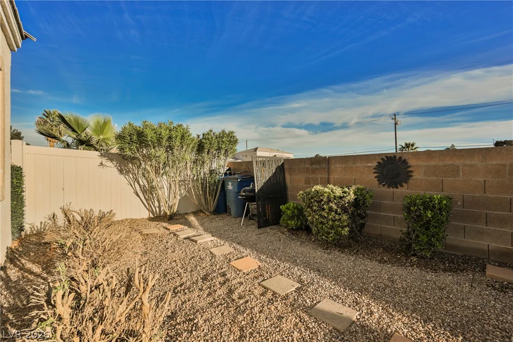 4713 Guma, North Las Vegas, NV 89031