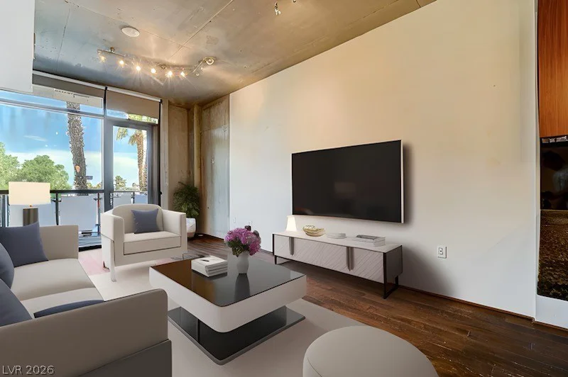 353 Bonneville, Las Vegas, NV 89101