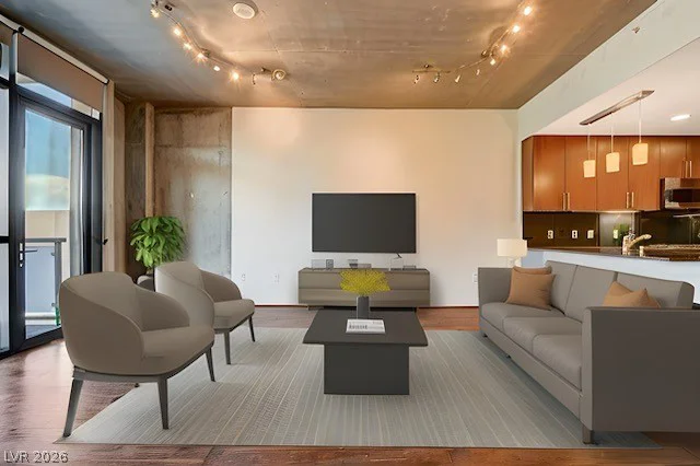 353 Bonneville, Las Vegas, NV 89101