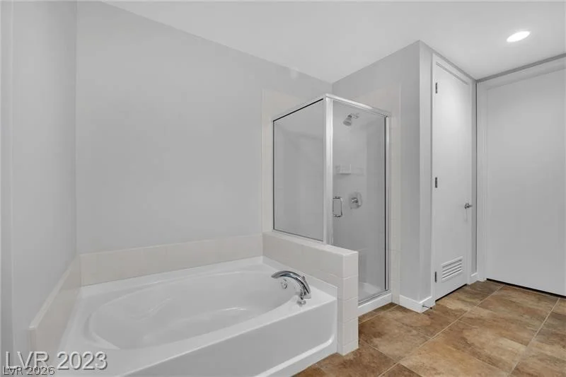 353 Bonneville, Las Vegas, NV 89101