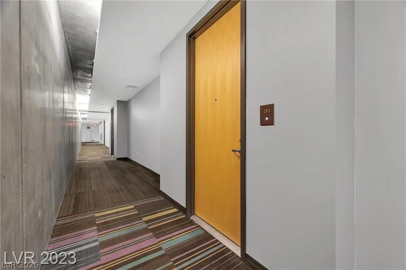353 Bonneville, Las Vegas, NV 89101