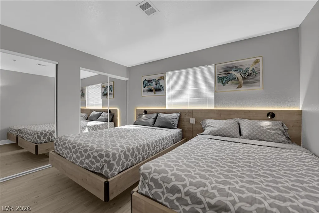 4200 Valley View, Las Vegas, NV 89103