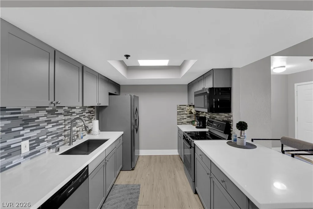 4200 Valley View, Las Vegas, NV 89103