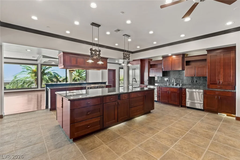 1729 Tangiers, Henderson, NV 89012