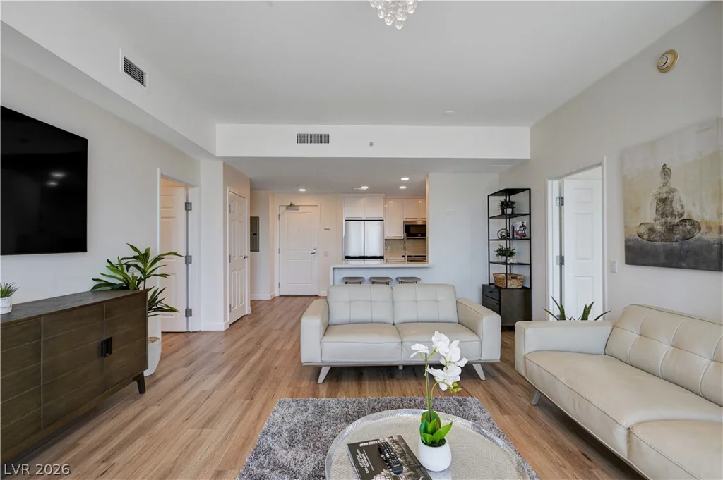 200 Sahara, Las Vegas, NV 89102
