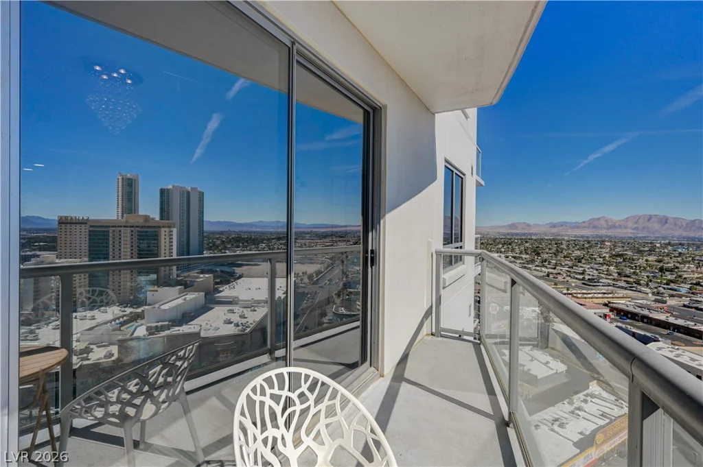 200 Sahara, Las Vegas, NV 89102