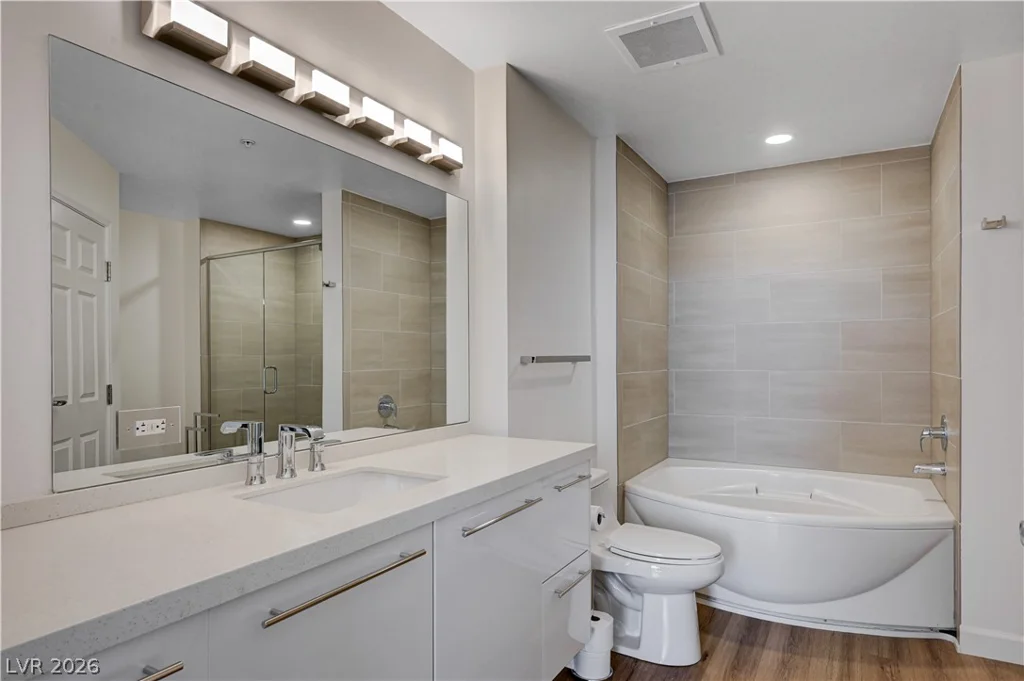 200 Sahara, Las Vegas, NV 89102
