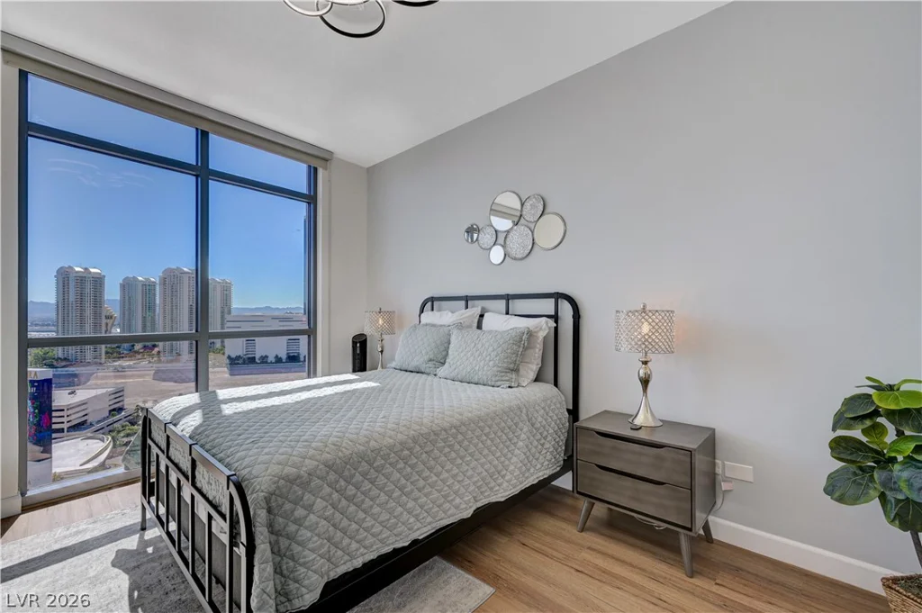 200 Sahara, Las Vegas, NV 89102