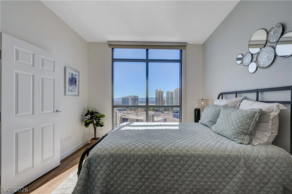 200 Sahara, Las Vegas, NV 89102