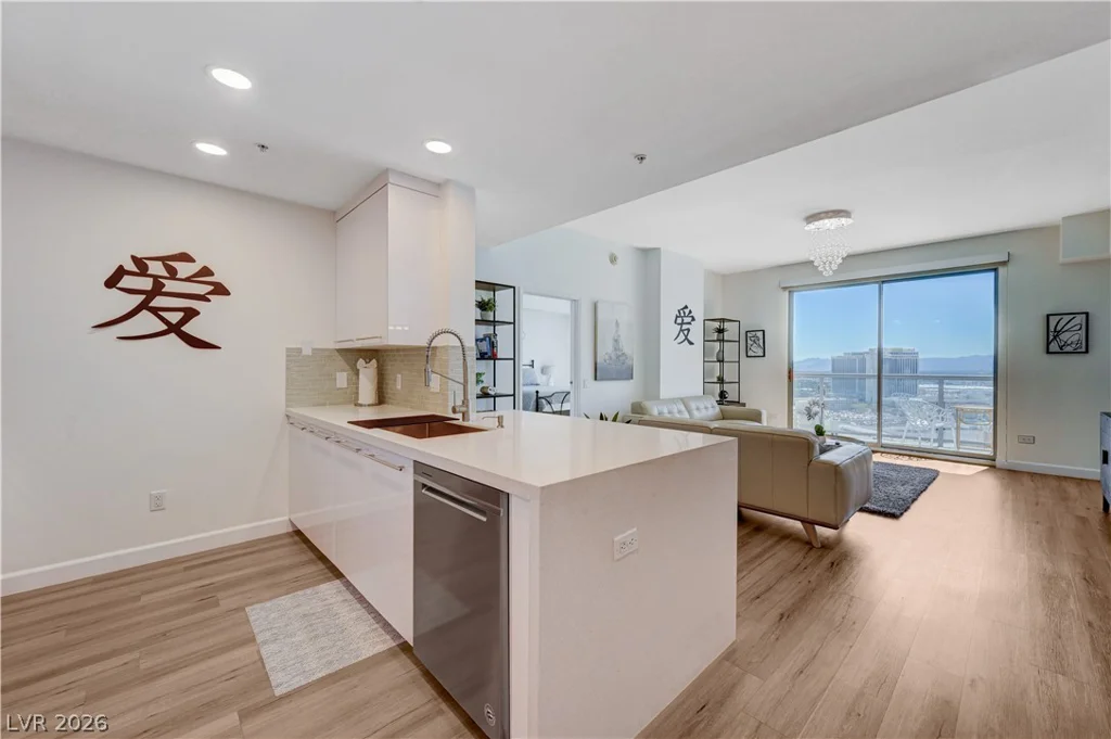 200 Sahara, Las Vegas, NV 89102
