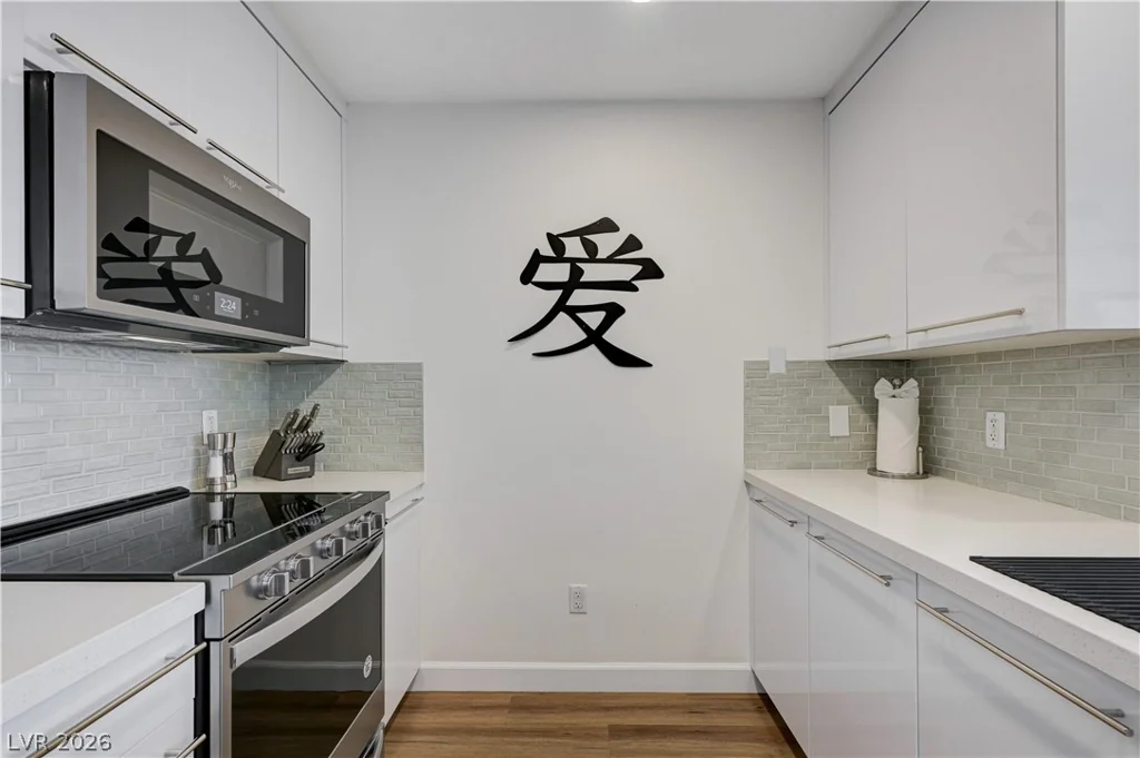 200 Sahara, Las Vegas, NV 89102