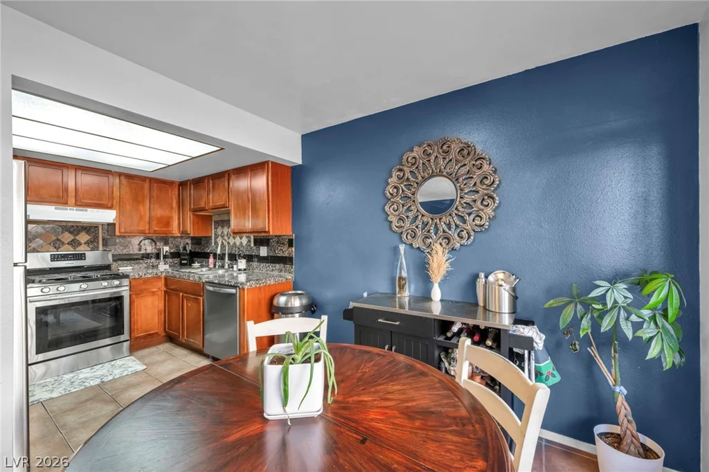 6443 Big Pine, Las Vegas, NV 89108