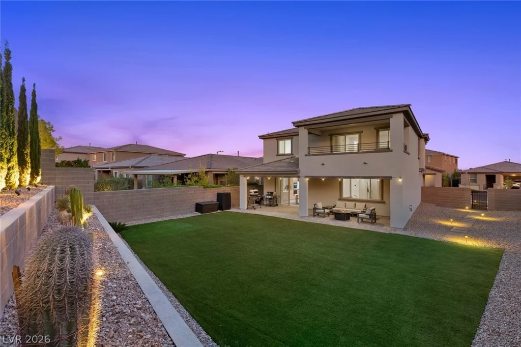 343 Cooper Hawk, Las Vegas, NV 89138