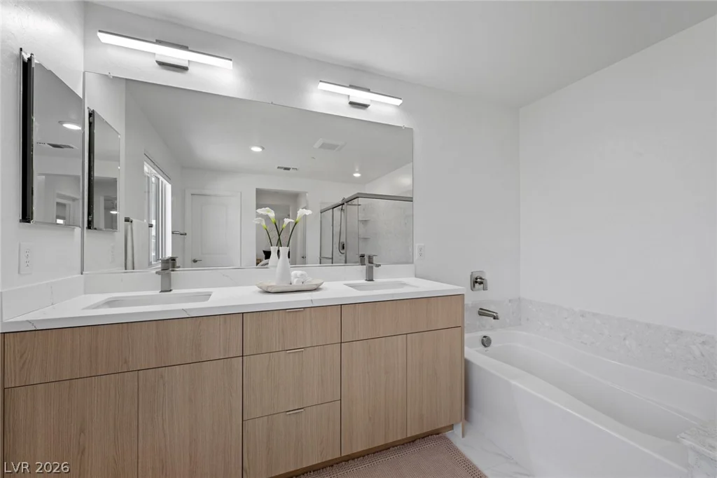 343 Cooper Hawk, Las Vegas, NV 89138