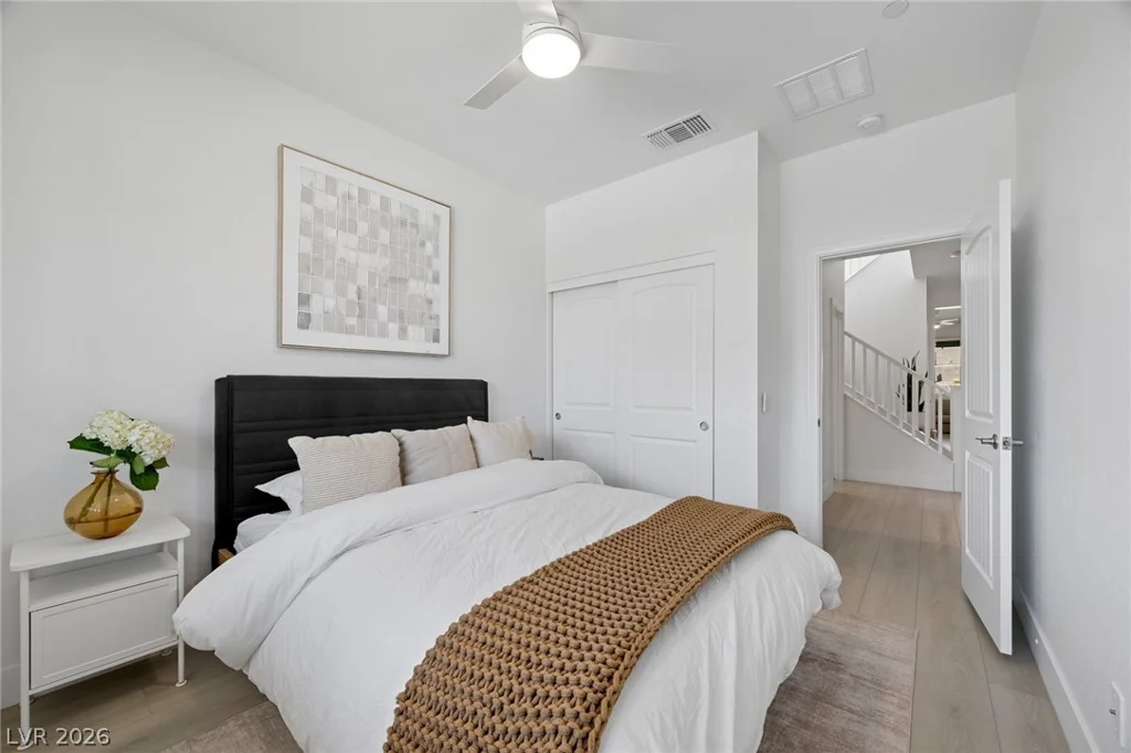 343 Cooper Hawk, Las Vegas, NV 89138