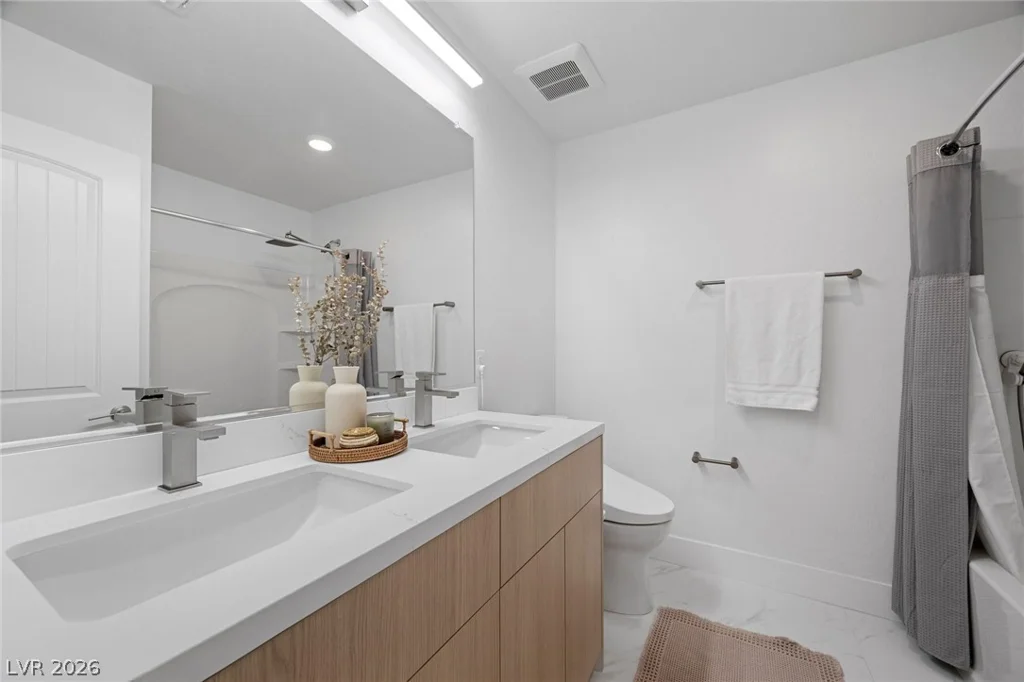 343 Cooper Hawk, Las Vegas, NV 89138