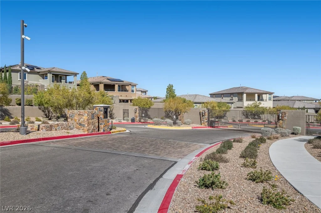 343 Cooper Hawk, Las Vegas, NV 89138