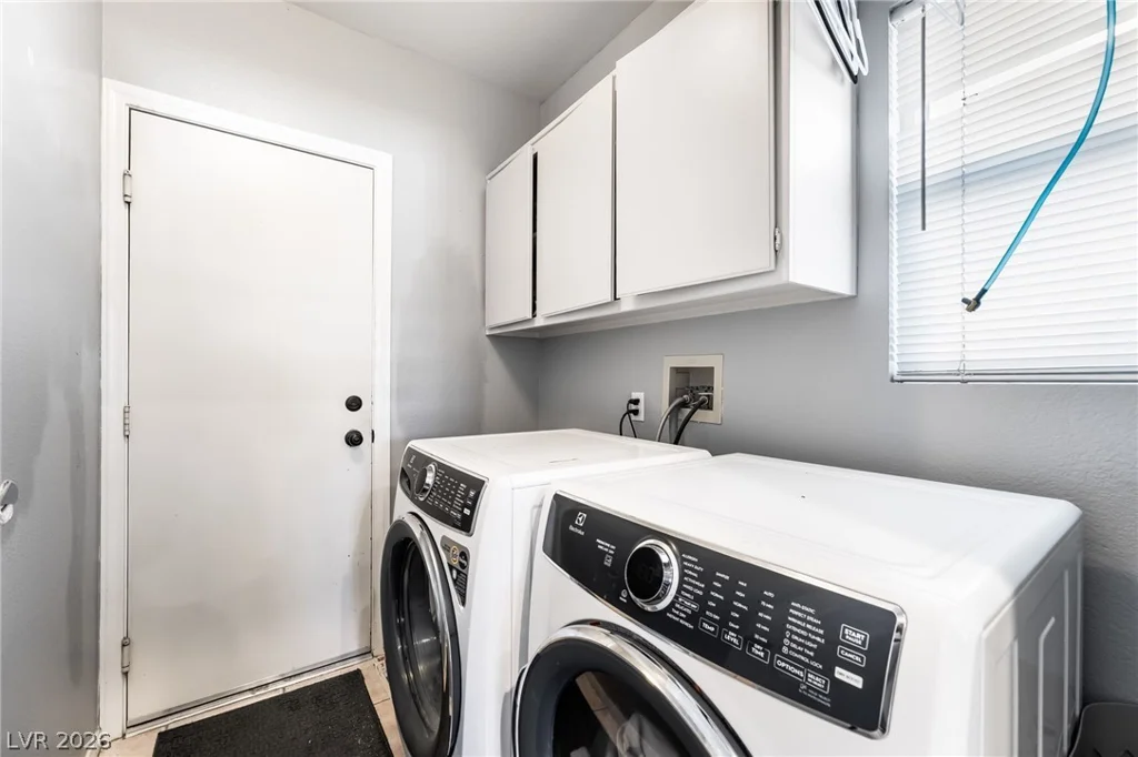 1072 Deep Well, Henderson, NV 89011