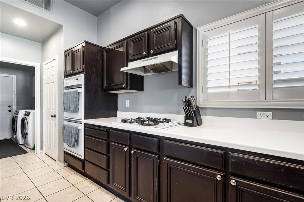1072 Deep Well, Henderson, NV 89011