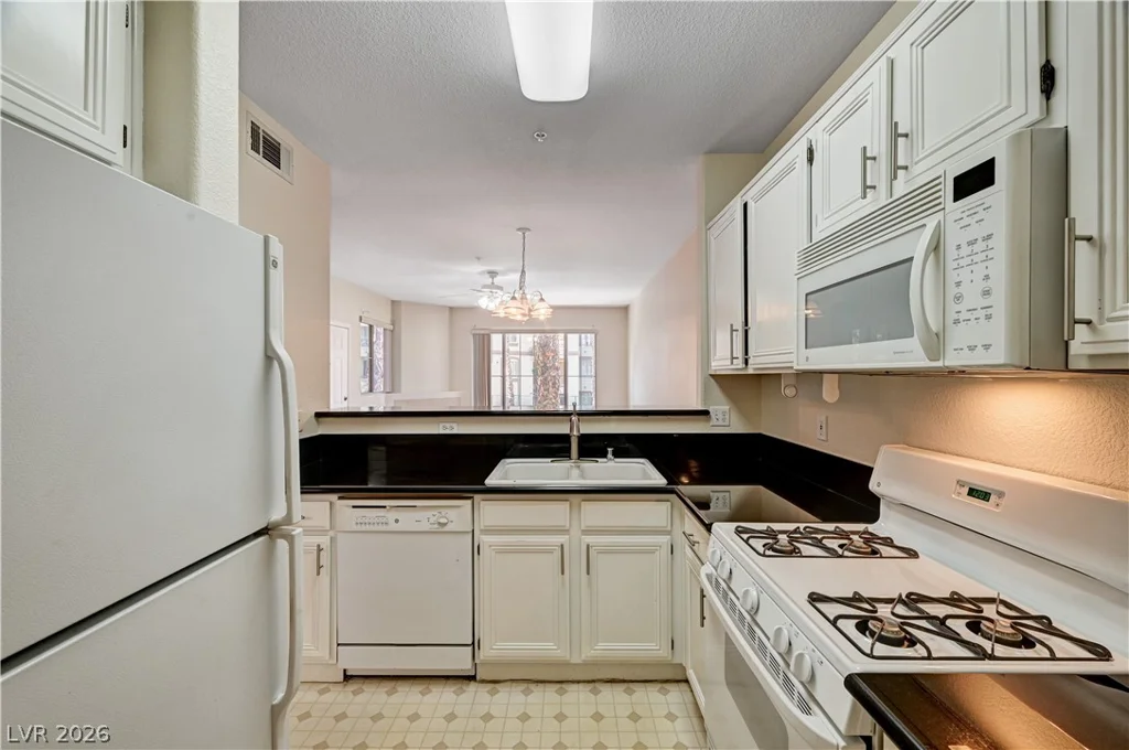 7119 Durango, Las Vegas, NV 89113
