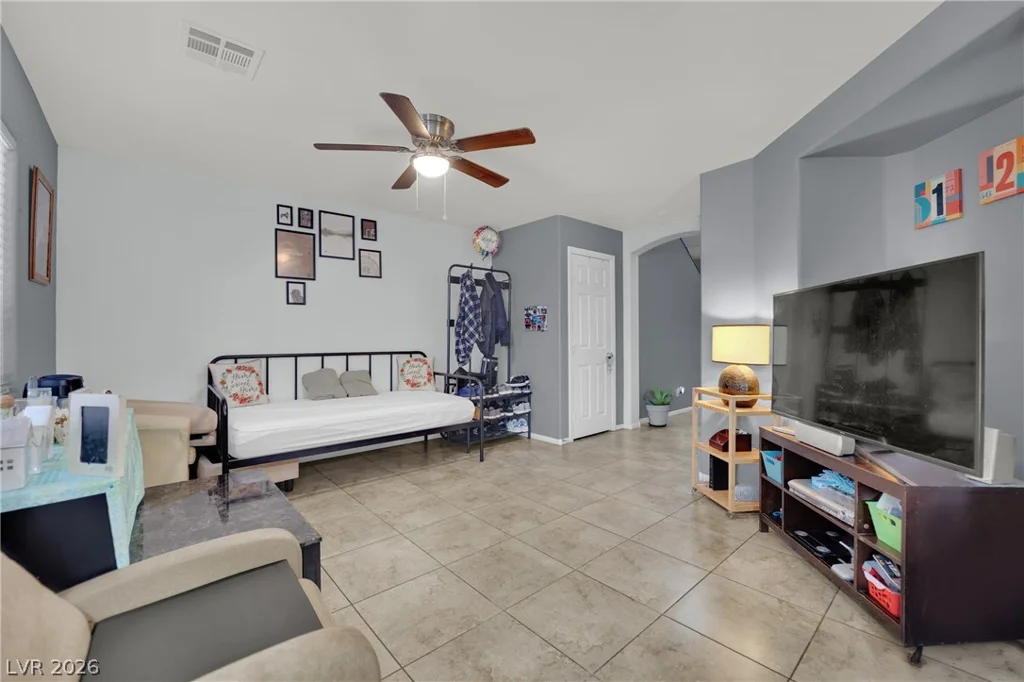 9177 Hilverson, Las Vegas, NV 89148