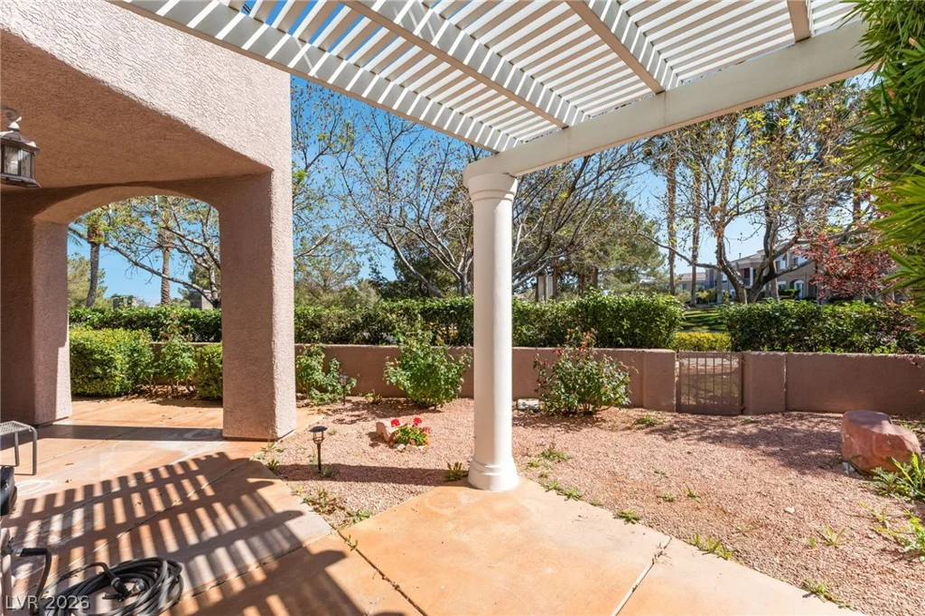 804 Dana Hills, Las Vegas, NV 89134