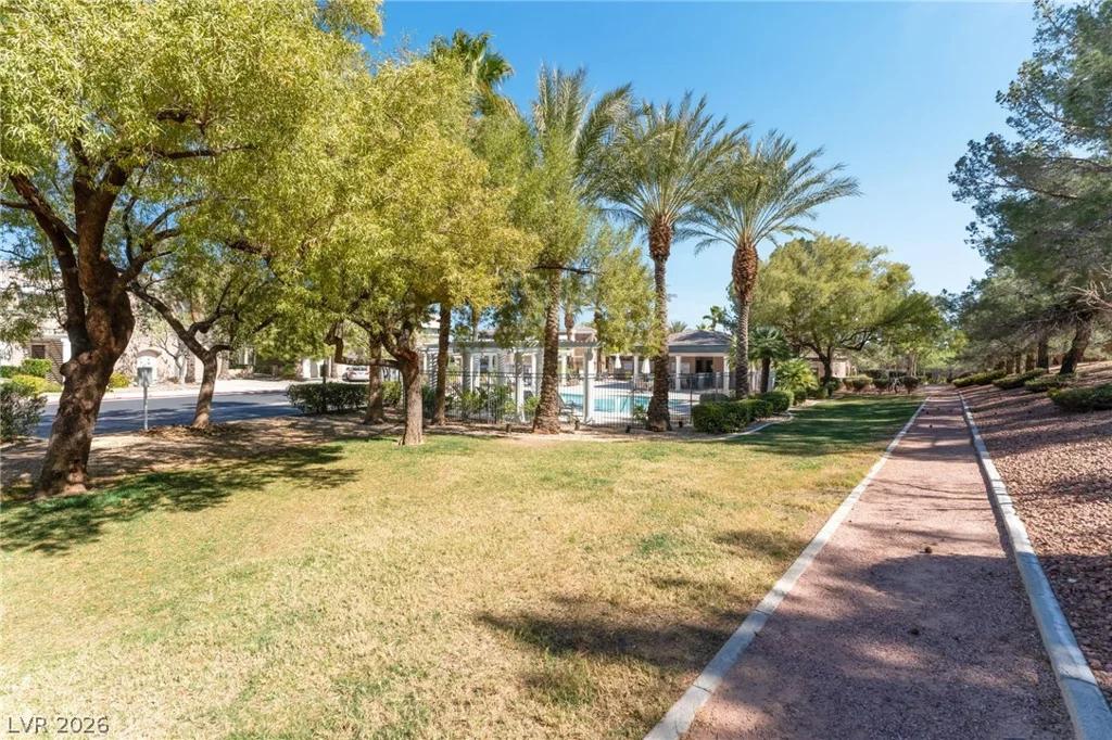 804 Dana Hills, Las Vegas, NV 89134