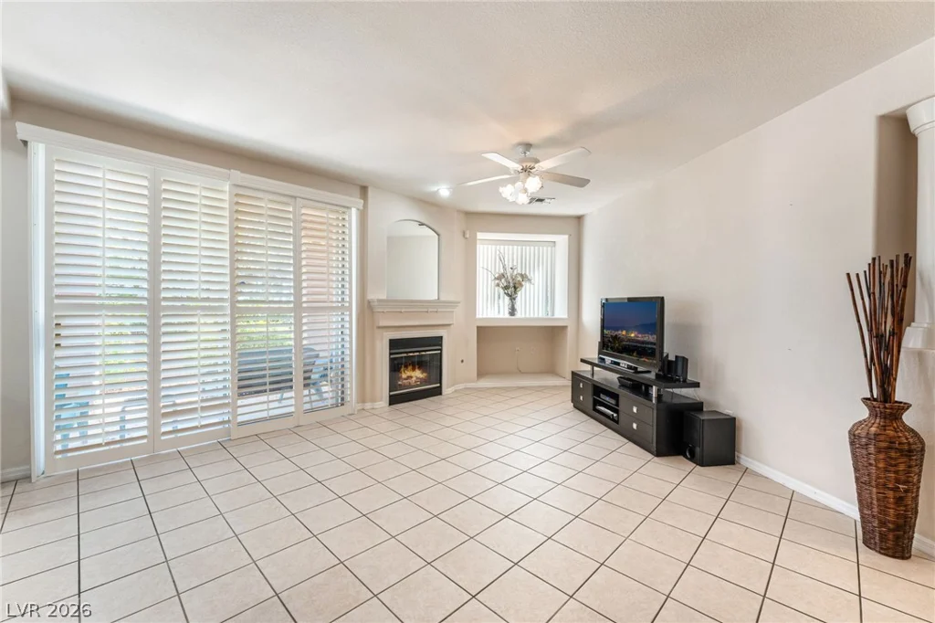 804 Dana Hills, Las Vegas, NV 89134