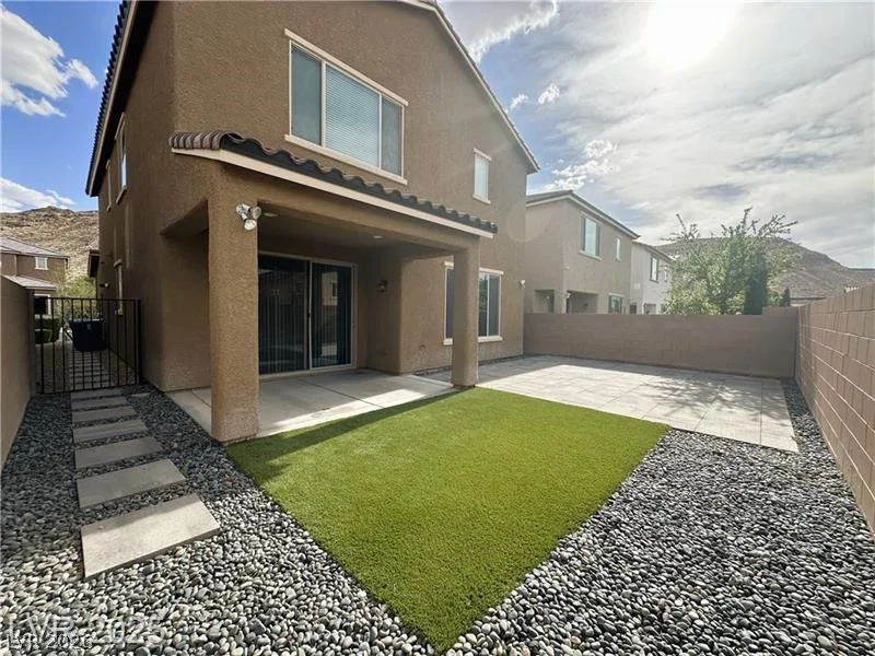 9616 Arbor Rose, Las Vegas, NV 89148