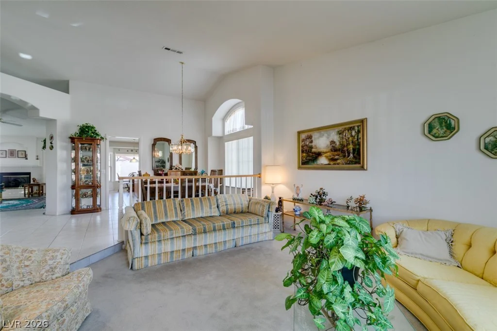 8113 Tropic Isle, Las Vegas, NV 89128