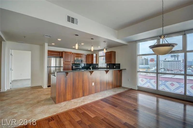 150 Las Vegas, Las Vegas, NV 89101