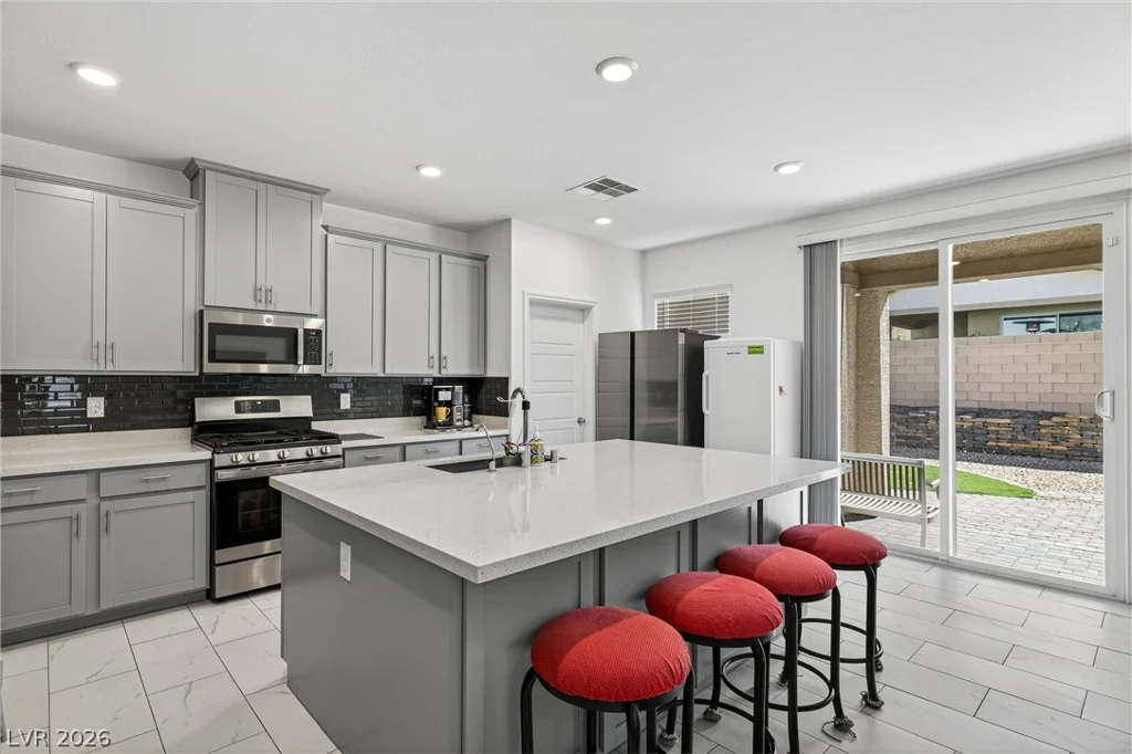 4025 Redwood Glen, Las Vegas, NV 89141