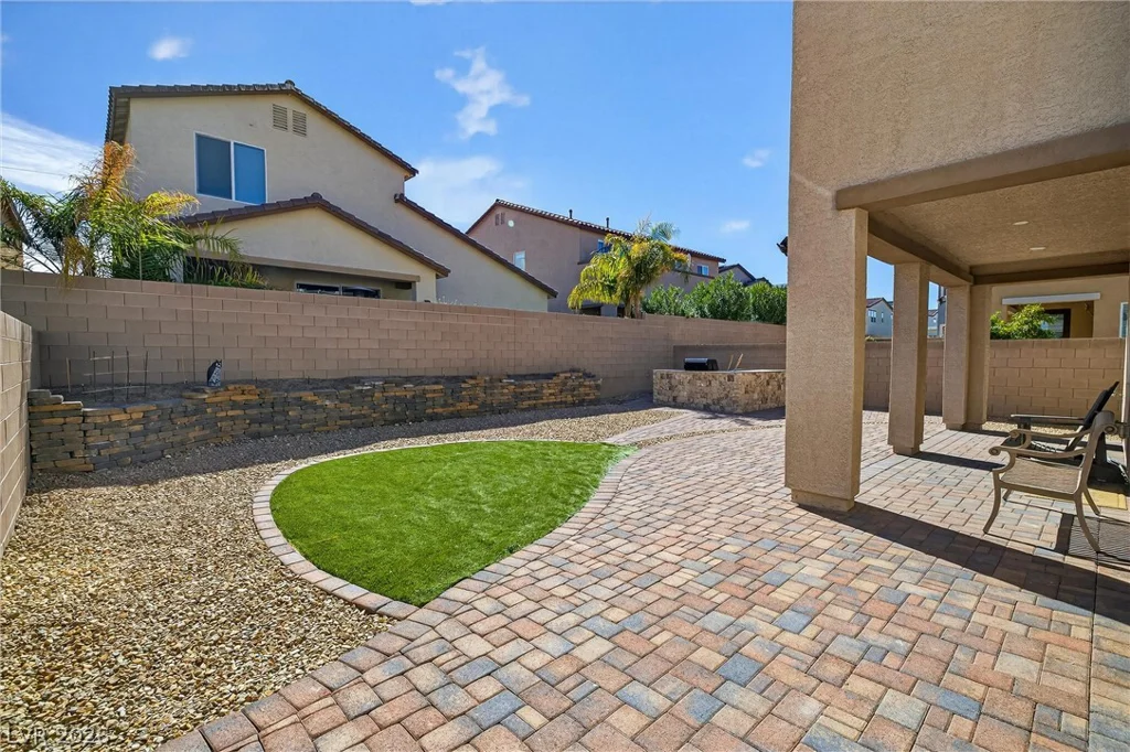 4025 Redwood Glen, Las Vegas, NV 89141