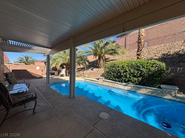 118 Crescent Bay, Henderson, NV 89012