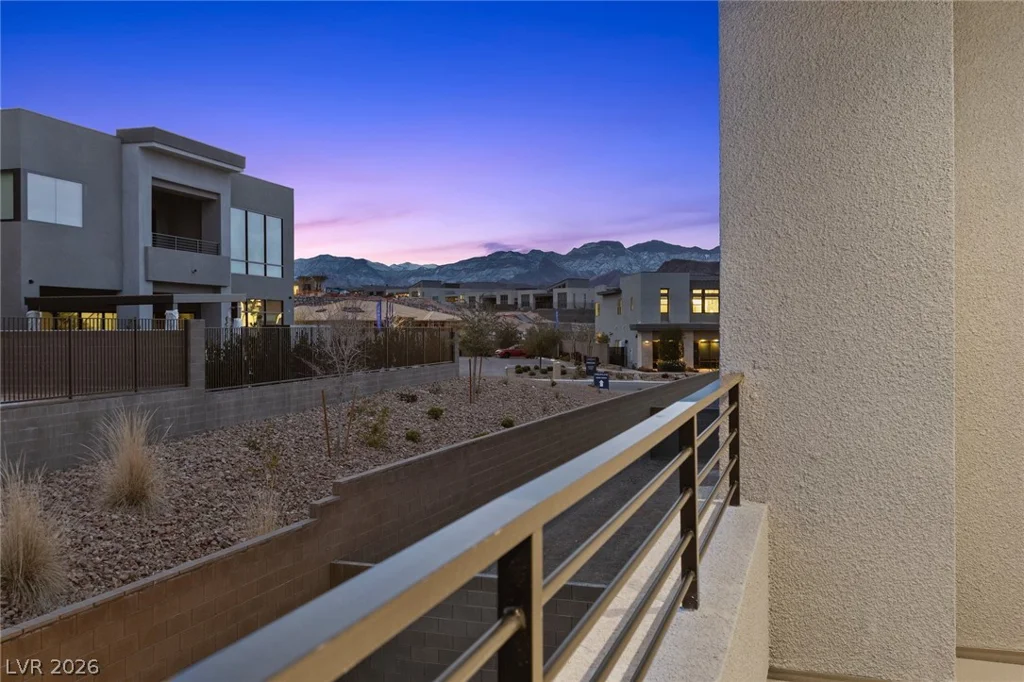 4855 Blushing Hills, Las Vegas, NV 89135
