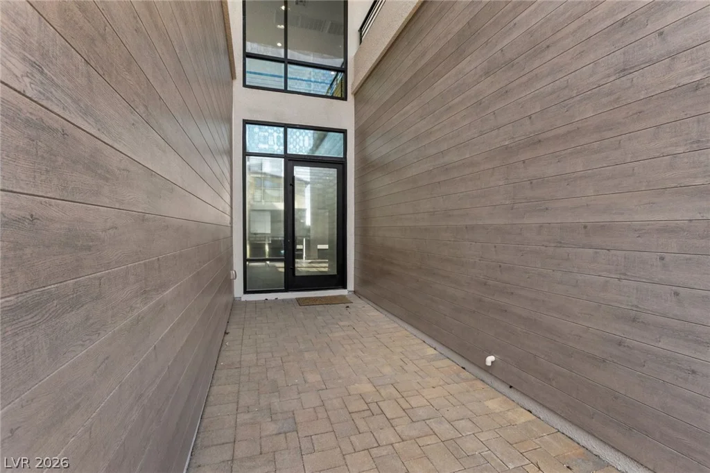 4855 Blushing Hills, Las Vegas, NV 89135