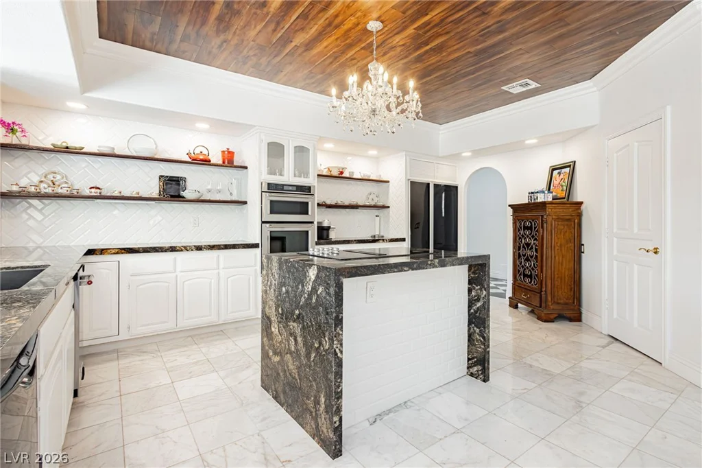 32 Princeville, Las Vegas, NV 89113