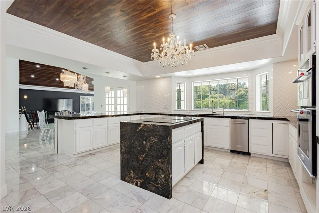 32 Princeville, Las Vegas, NV 89113