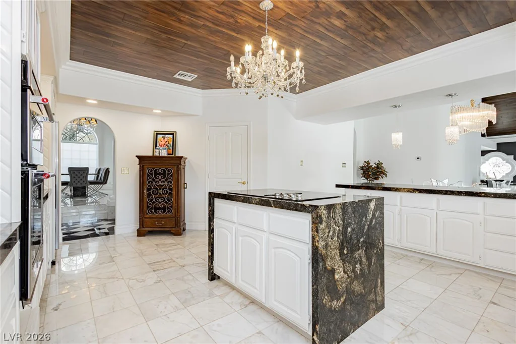 32 Princeville, Las Vegas, NV 89113