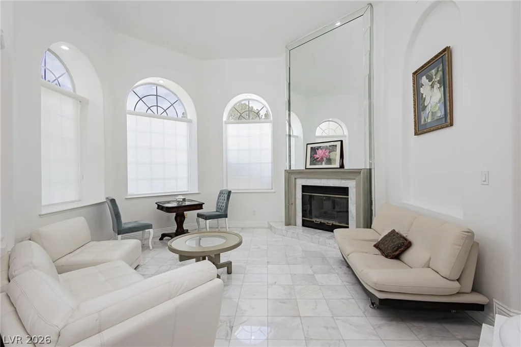 32 Princeville, Las Vegas, NV 89113