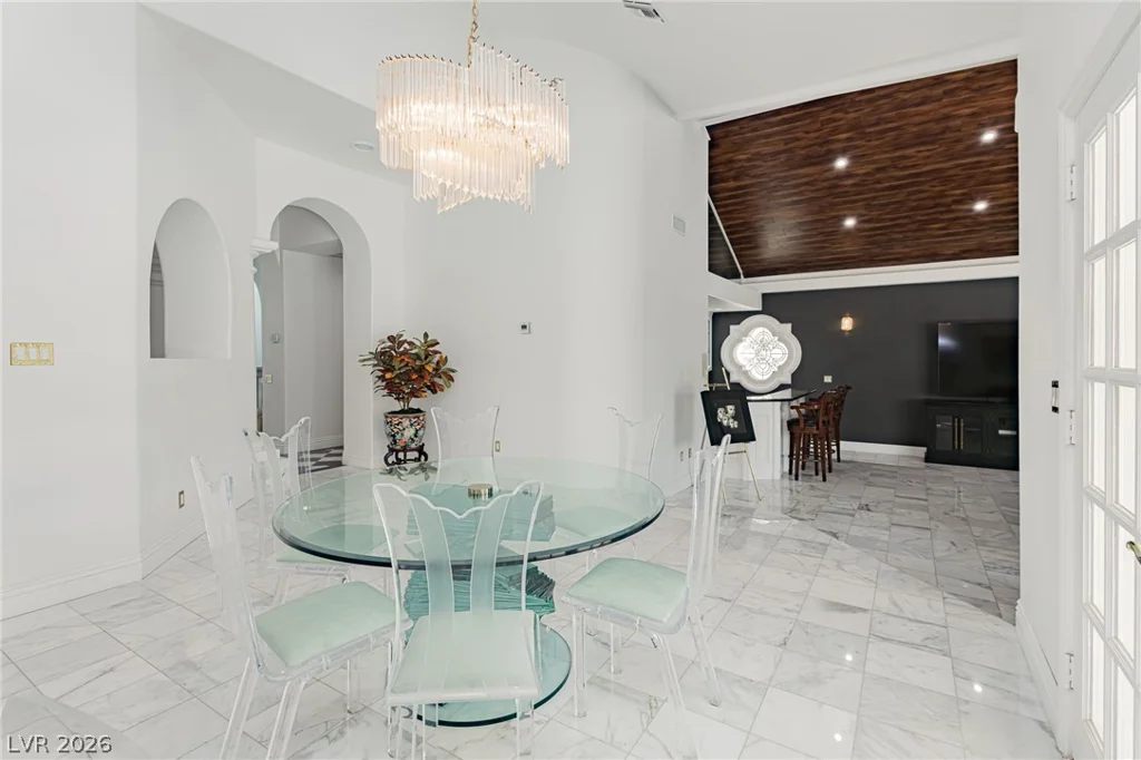 32 Princeville, Las Vegas, NV 89113