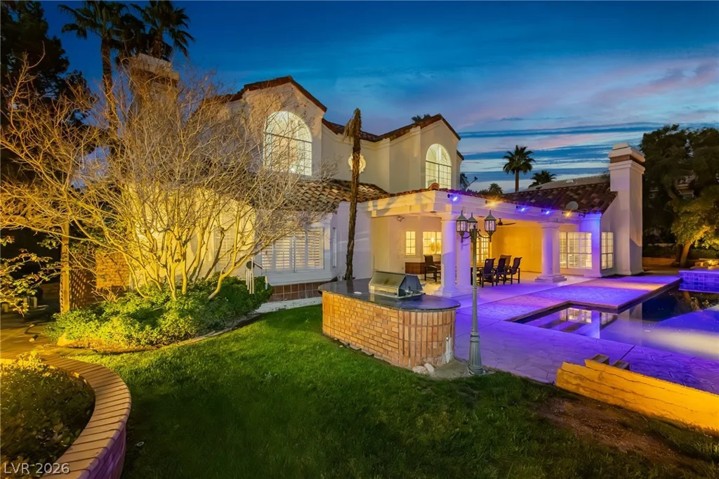 32 Princeville, Las Vegas, NV 89113