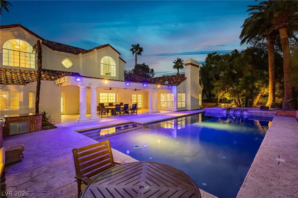 32 Princeville, Las Vegas, NV 89113