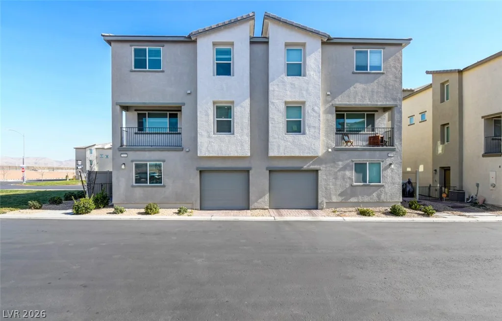 7030 Spicy Merlot, North Las Vegas, NV 89086